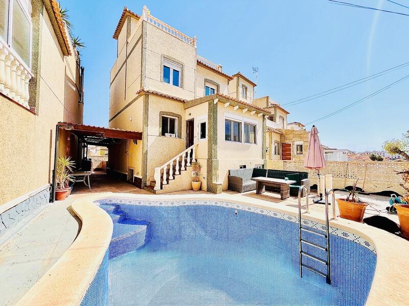 4 chambre Villa à vendre