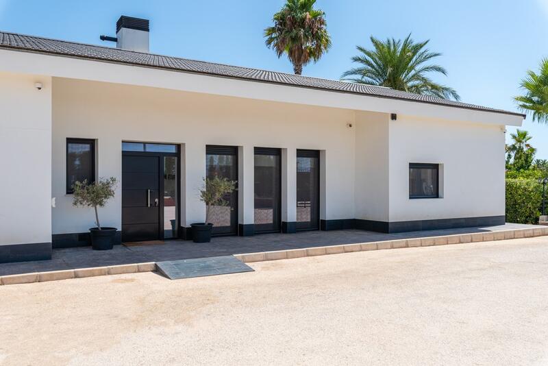 5 Cuarto Villa en venta