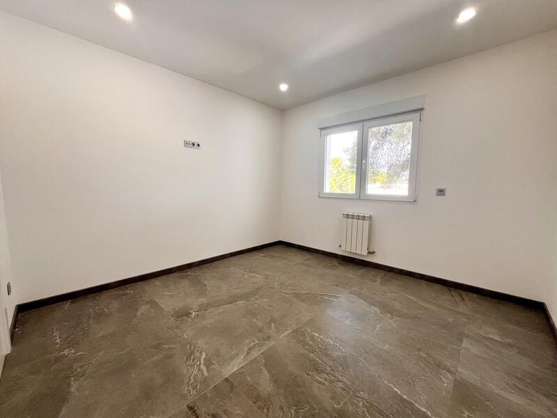 6 Cuarto Villa en venta