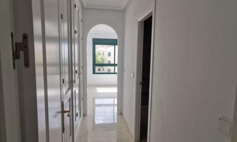 2 slaapkamer Appartement Te koop