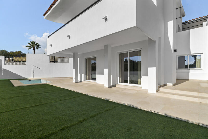 3 Cuarto Villa en venta