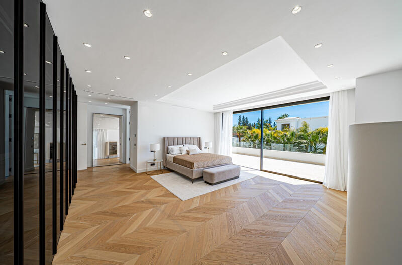 6 bedroom Villa for sale