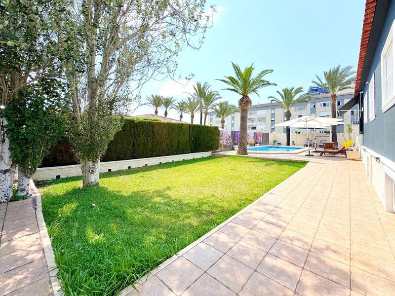4 chambre Villa à vendre