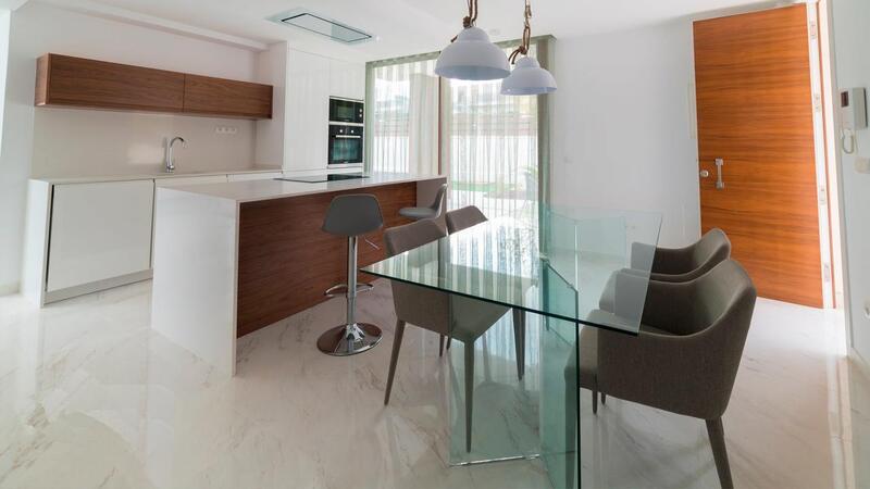 3 спальная комната вилла продается