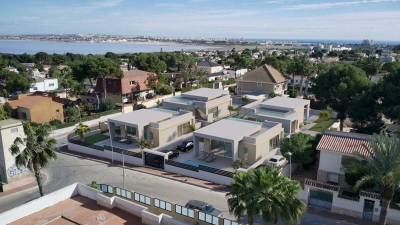 Villa à vendre dans Los Balcones, Alicante