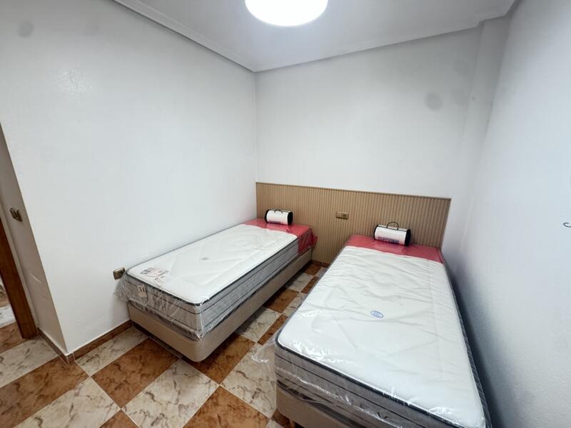 2 slaapkamer Appartement Te koop