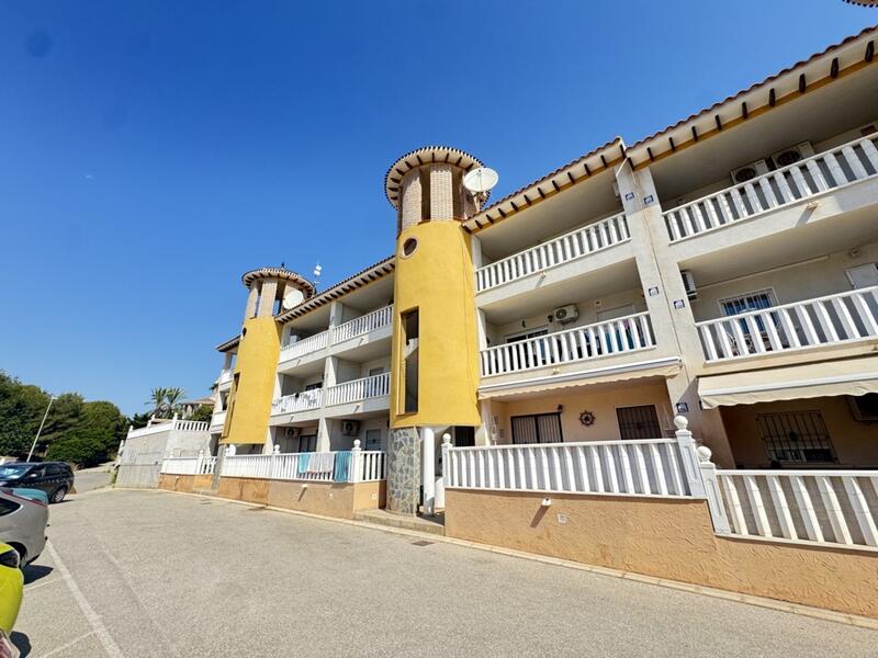 2 slaapkamer Appartement Te koop