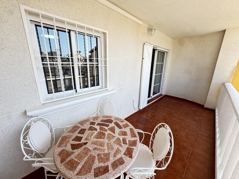 2 slaapkamer Appartement Te koop