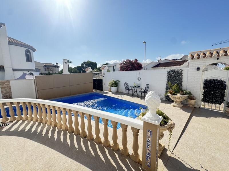 4 slaapkamer Villa Te koop