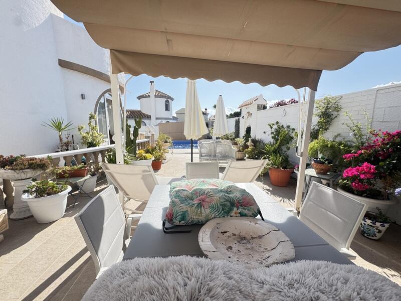 4 slaapkamer Villa Te koop