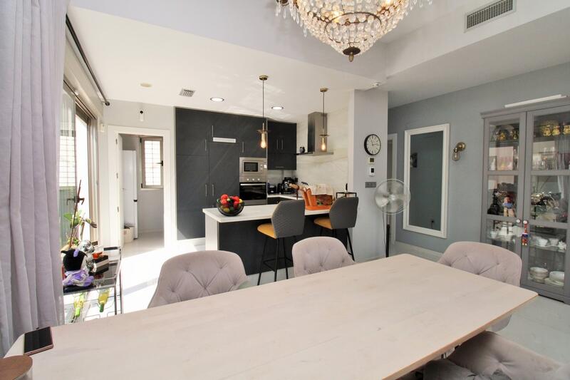 5 soverom Villa til salgs