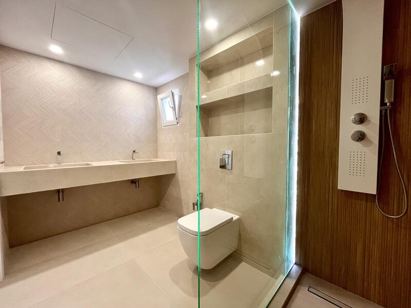 6 Cuarto Villa en venta