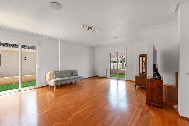 2 Schlafzimmer Villa zu verkaufen