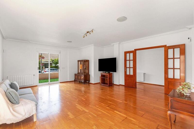 2 Schlafzimmer Villa zu verkaufen