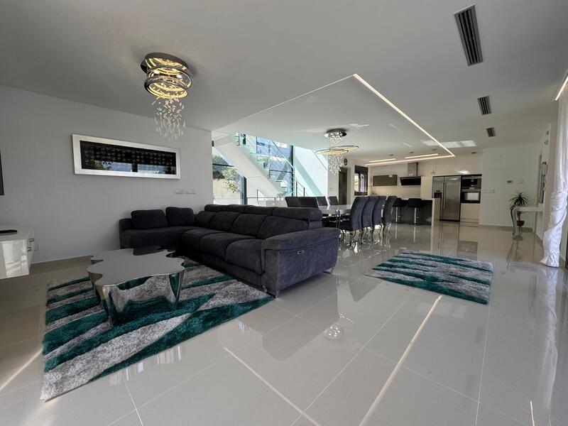 5 slaapkamer Villa Te koop