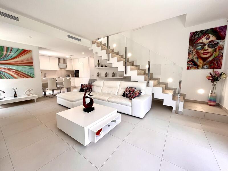 3 Cuarto Villa en venta