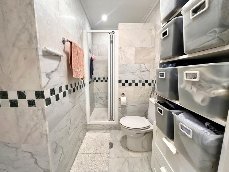 2 slaapkamer Appartement Te koop