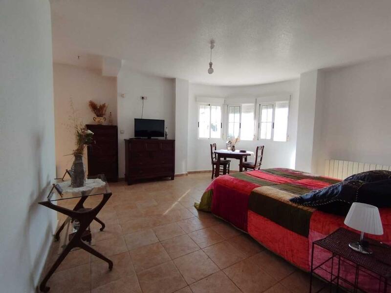 6 Cuarto Villa en venta