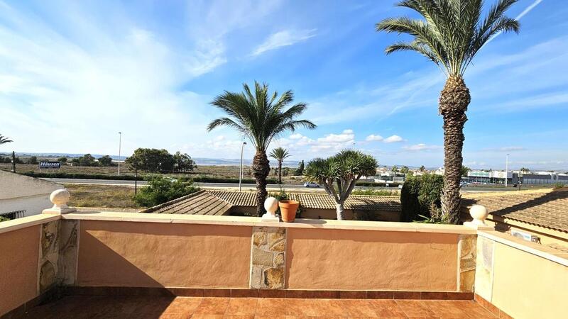 5 Cuarto Villa en venta