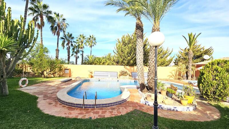 5 Cuarto Villa en venta