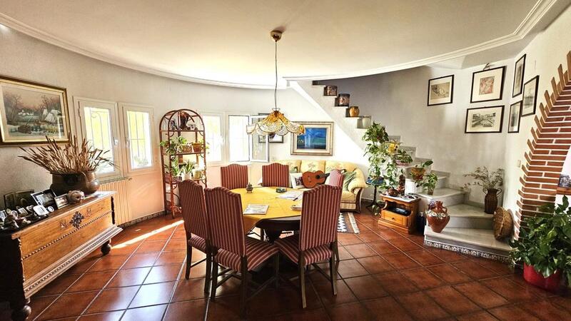 5 Cuarto Villa en venta