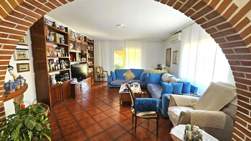 5 Cuarto Villa en venta