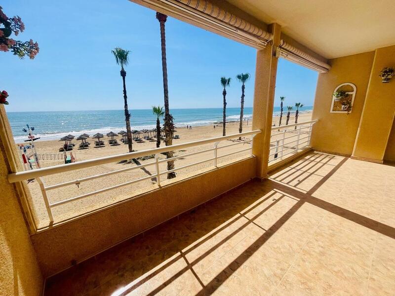 квартира продается в Torrevieja, Alicante