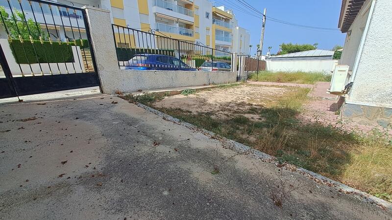 5 bedroom Villa for sale