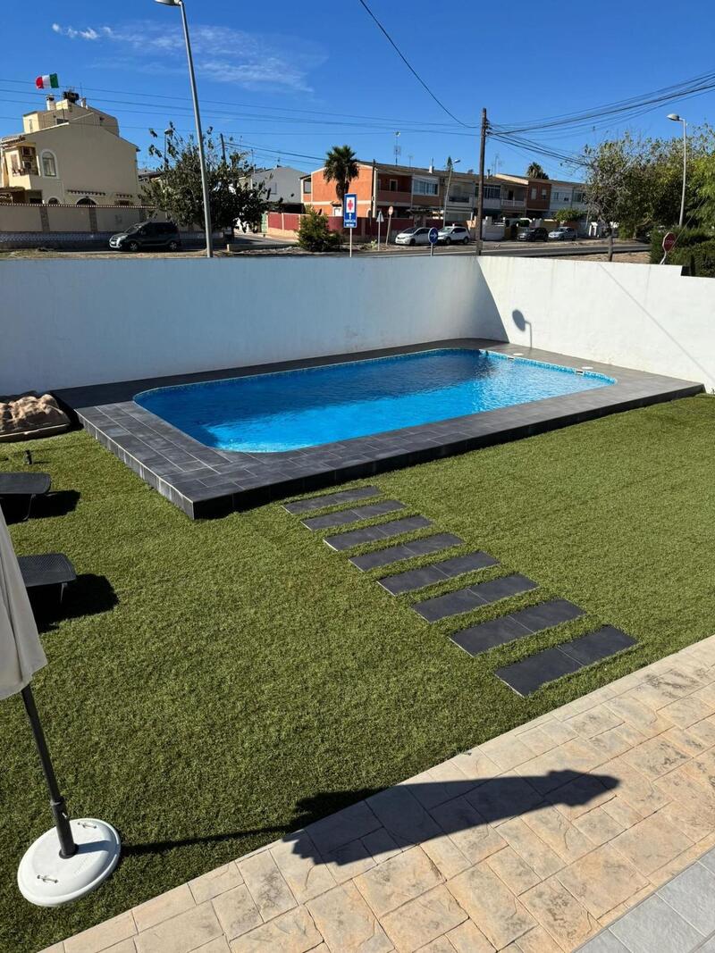 3 slaapkamer Villa Te koop