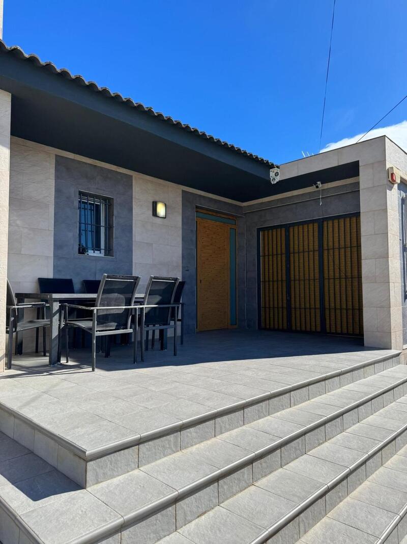 3 slaapkamer Villa Te koop