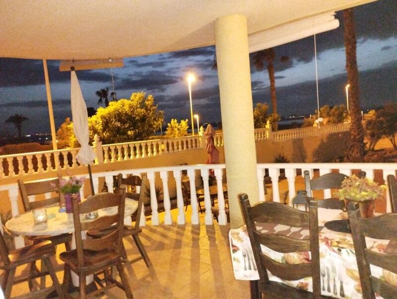 6 bedroom Villa for sale
