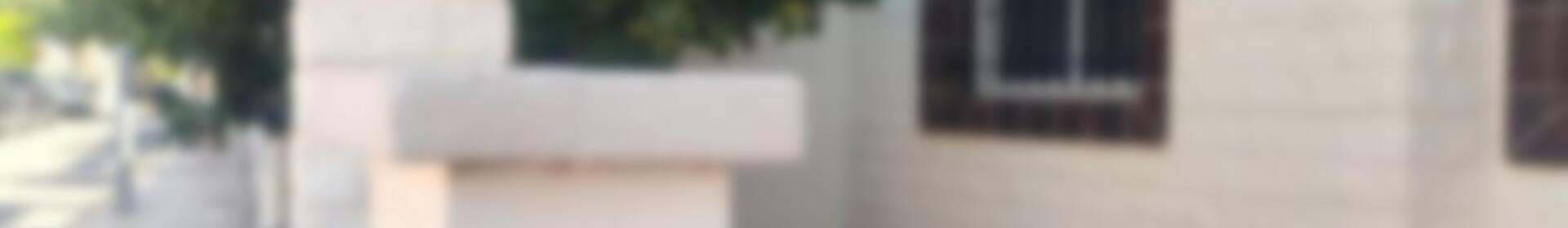 4 спальная комната городская тюрьма продается
