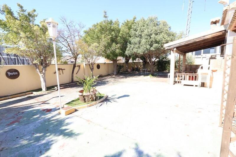 4 slaapkamer Villa Te koop