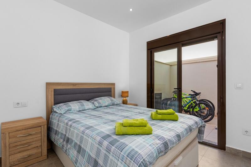 3 Schlafzimmer Stadthaus zu verkaufen