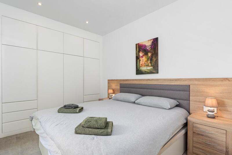 3 Schlafzimmer Stadthaus zu verkaufen