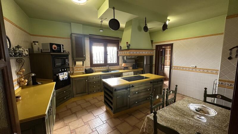 4 Cuarto Villa en venta