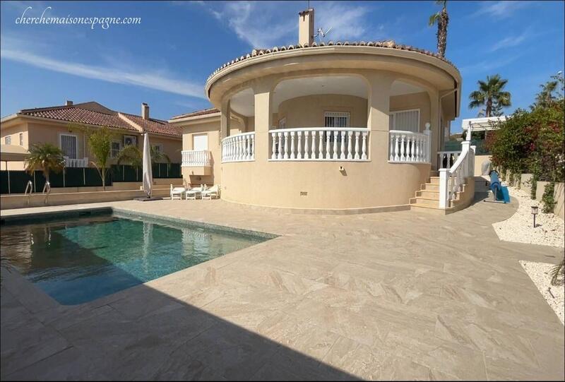Villa til salg i Ciudad Quesada, Alicante
