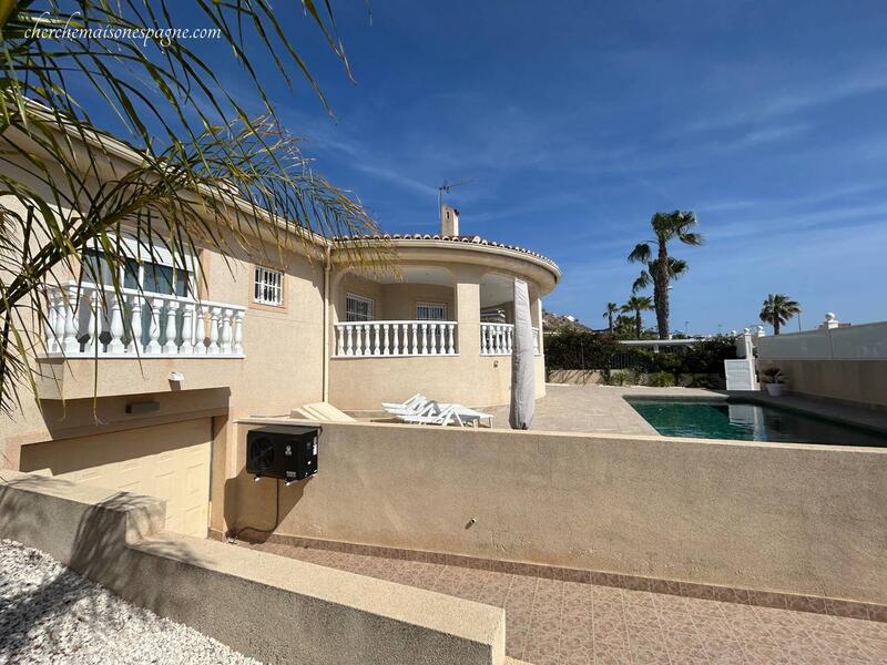 3 Cuarto Villa en venta
