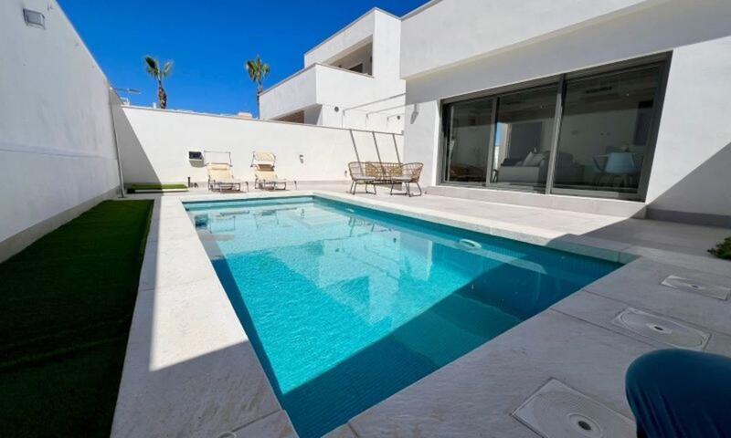3 bedroom Villa for sale