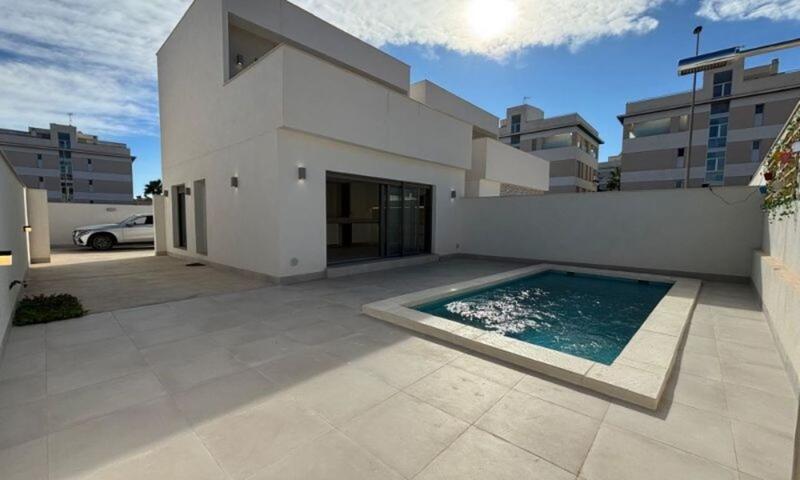 3 bedroom Villa for sale