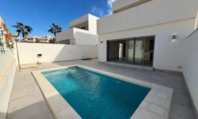 3 bedroom Villa for sale