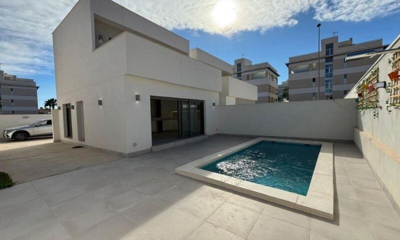 3 bedroom Villa for sale