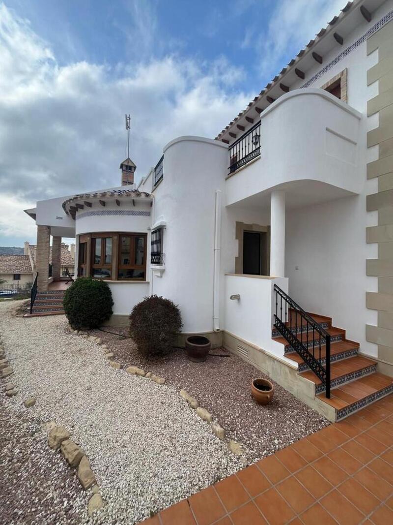 3 bedroom Villa for sale
