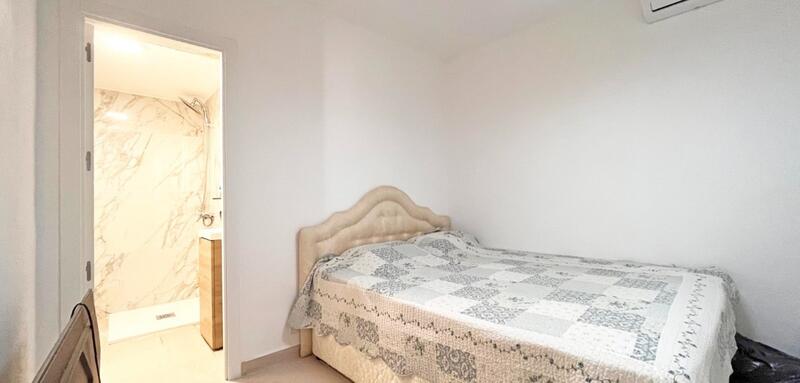 2 Cuarto Villa en venta