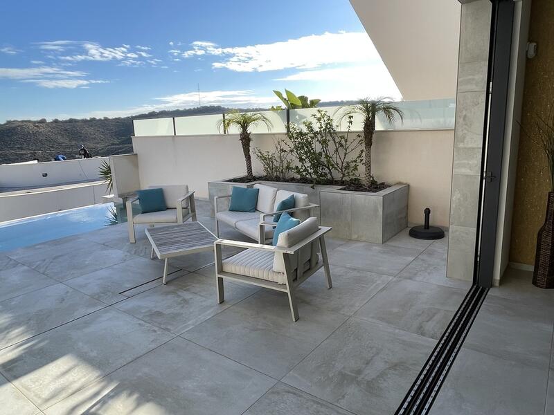 4 bedroom Villa for sale