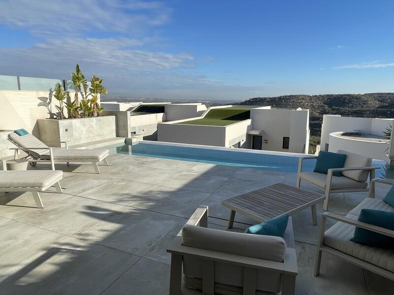 4 bedroom Villa for sale