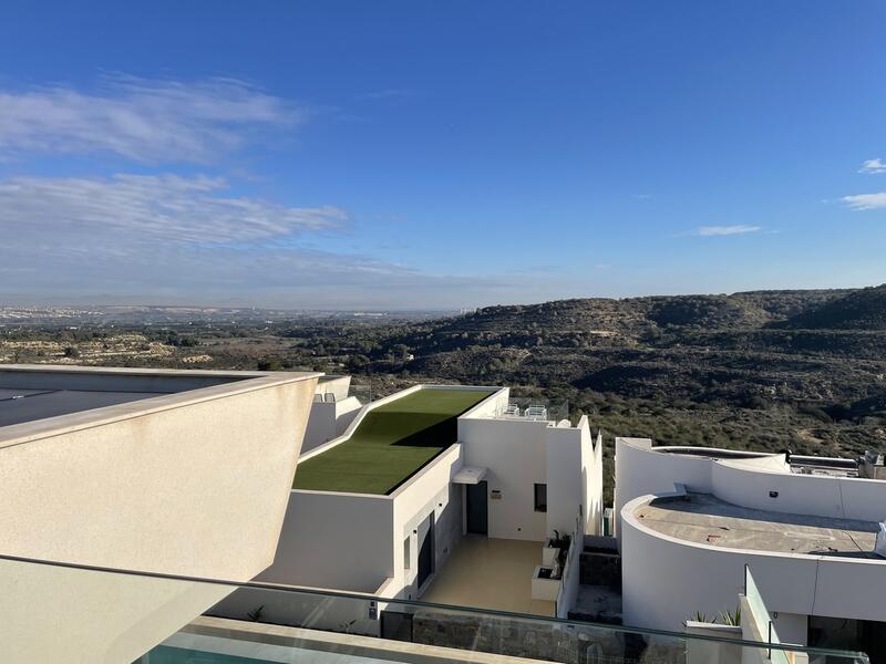 4 bedroom Villa for sale