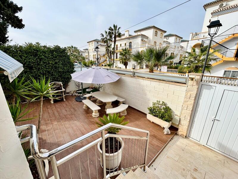 5 Cuarto Villa en venta