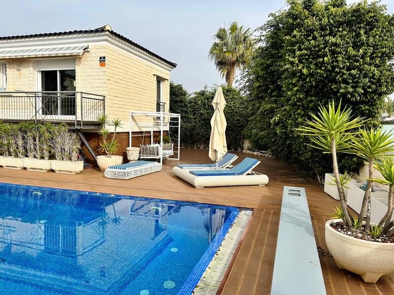 5 Cuarto Villa en venta
