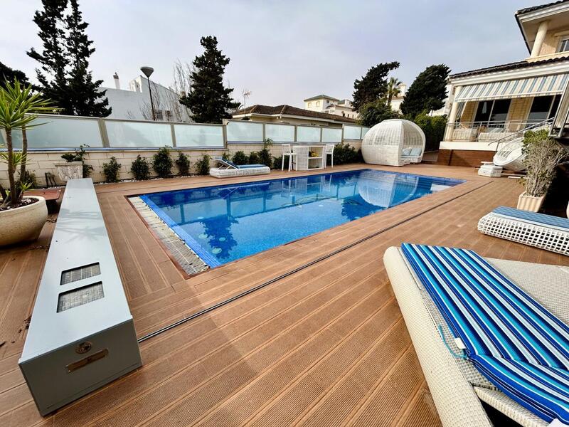 5 Cuarto Villa en venta